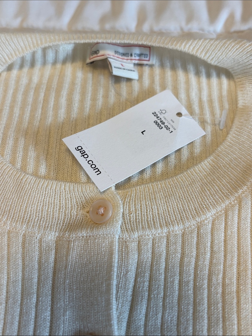 GAP Cream Ribbed Button-Front Cardigan - Picture 2 of 4